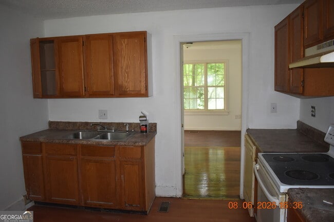 Building Photo - 4830 Wilson Rd