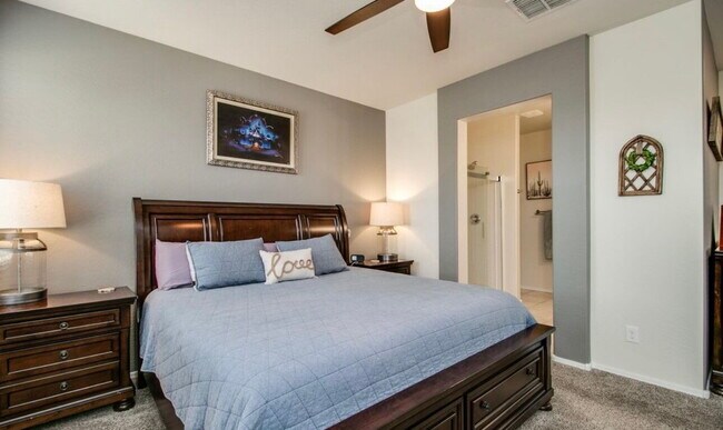 Building Photo - Popular 4 bedroom Model available June 1st!