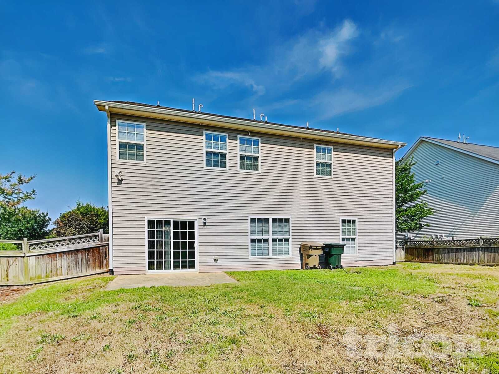 Building Photo - 30 Rowan Dr