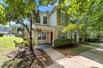 Building Photo - 17562 Caldwell Track Dr