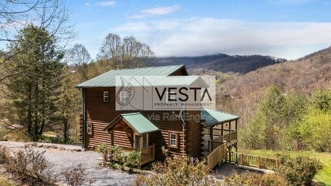 Building Photo - 131 Tanner Trail