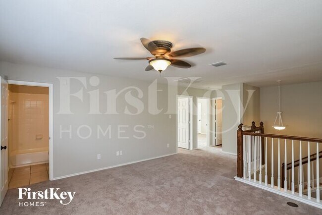 Building Photo - 6122 Kenedy Leaf