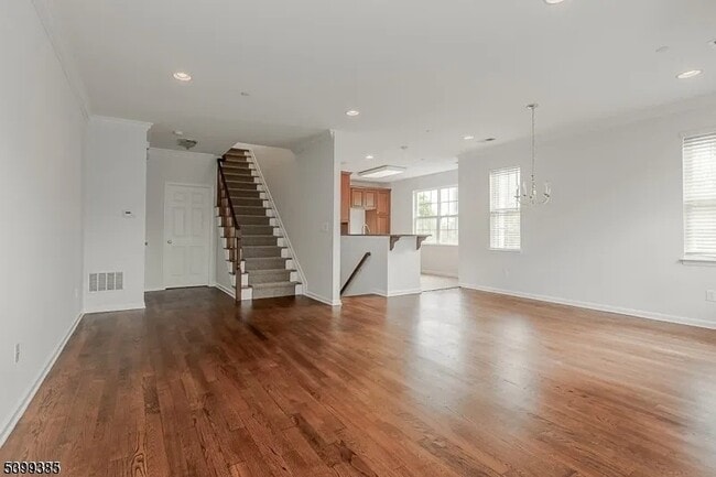 Building Photo - 75 Swing Bridge Ln