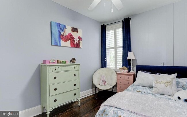 Building Photo - 1932 35th St NW