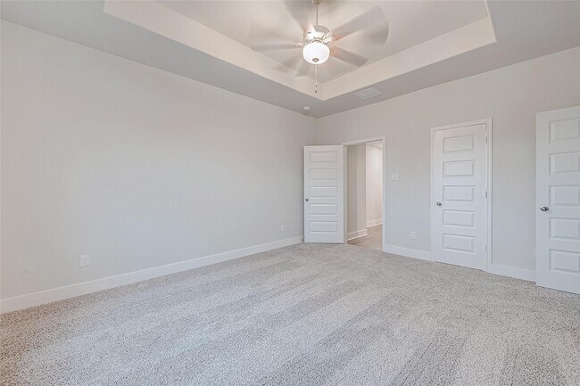 Building Photo - 13410 Sun Cay Dr