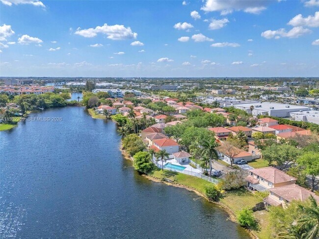 Building Photo - 300 SW 100th Ave