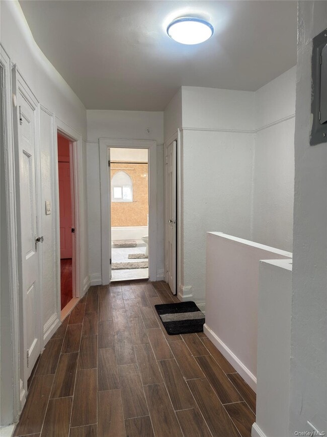 Building Photo - 120-14 178th Pl