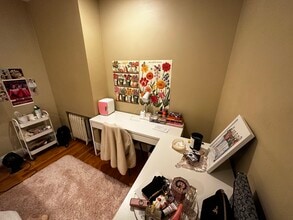 Building Photo - 60 Egmont St