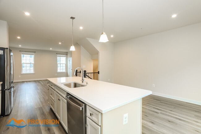 Building Photo - 6036 Workers Dr