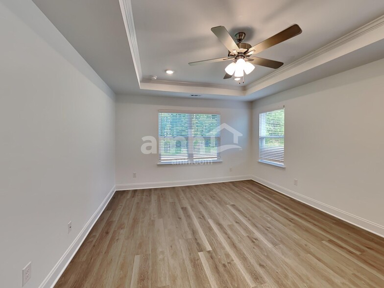Building Photo - 234 Marin Dr