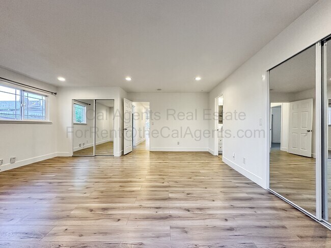 Building Photo - 2229 88th Ave