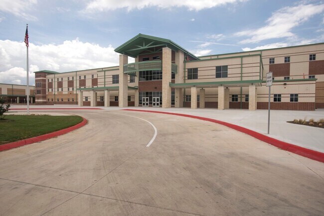 Building Photo - 4 BR/2.5 BA - 1874 SF in San Antonio - WATERWHEEL!!!