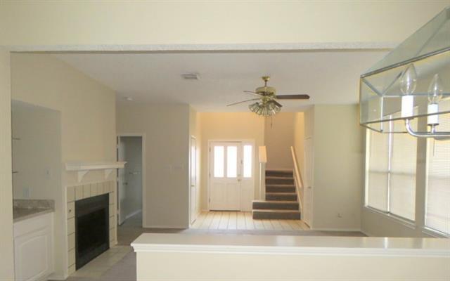 Building Photo - 2240 Arbor Creek Dr