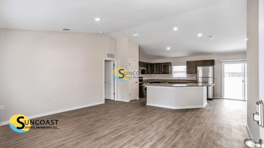 Building Photo - 15108 SW 37th Terrace