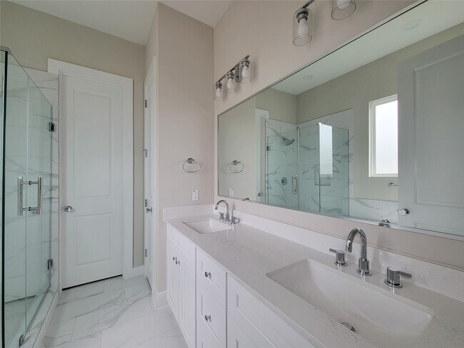 Building Photo - 8316 Curry Rd