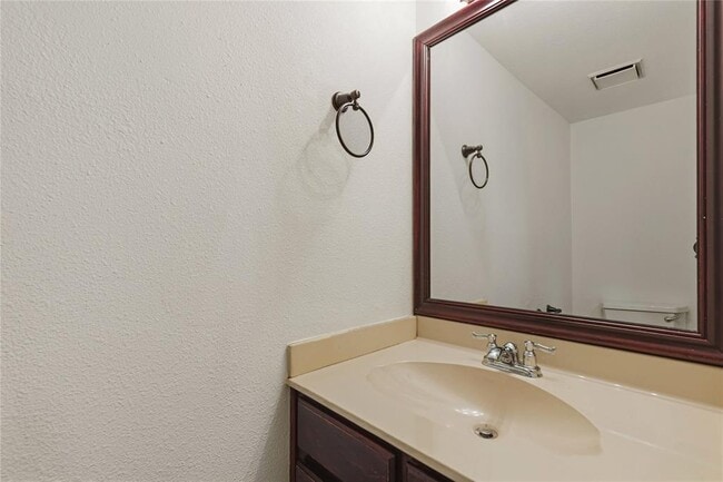 Building Photo - 13145 Mill Stone Dr