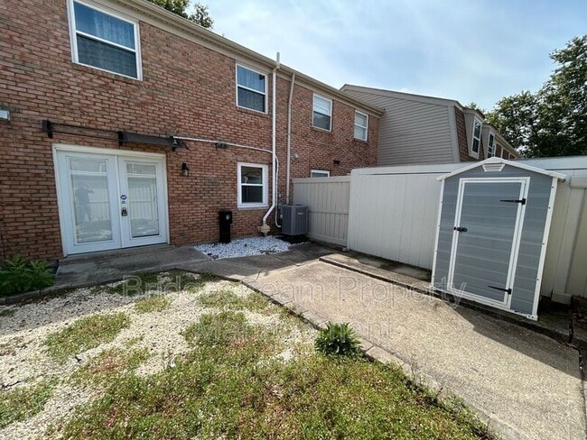 Building Photo - 1404 Crown Point Ct