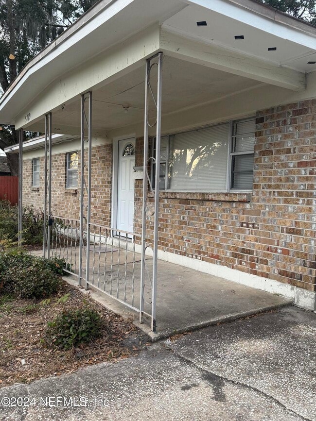 Building Photo - 5719 Marlin Ct