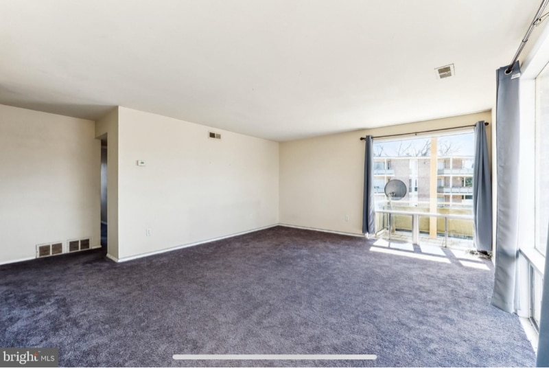 Building Photo - 7200 Donnell Pl