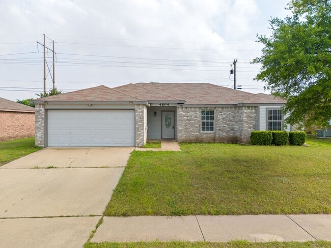 Primary Photo - 4604 Greyhound Dr