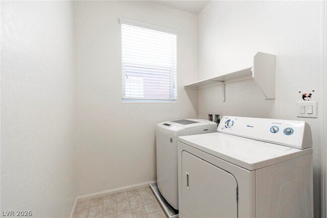 Building Photo - 7727 S Coral Cactus Ct