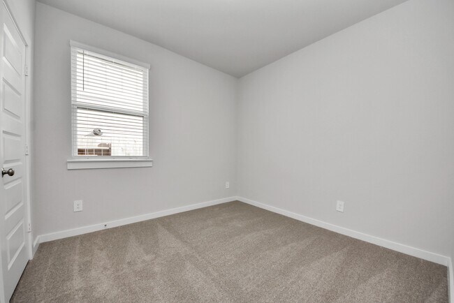 Building Photo - 16981 Juniper Blossom Bnd