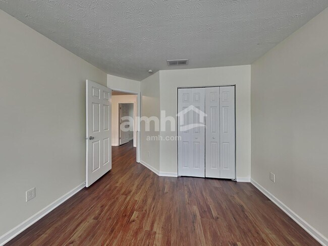 Building Photo - 3188 Bradford Pear Dr