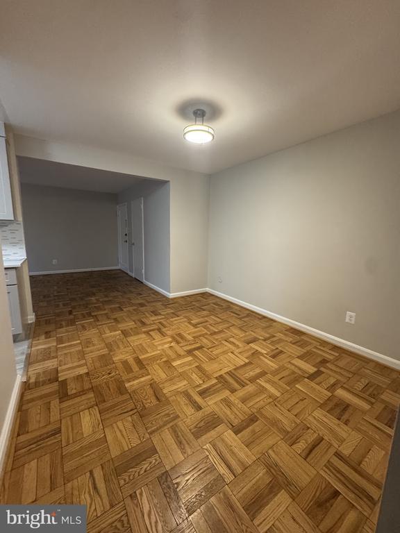 Building Photo - 500 S Courthouse Rd