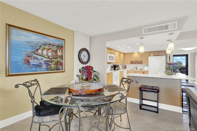 Building Photo - 10410 S Ocean Dr