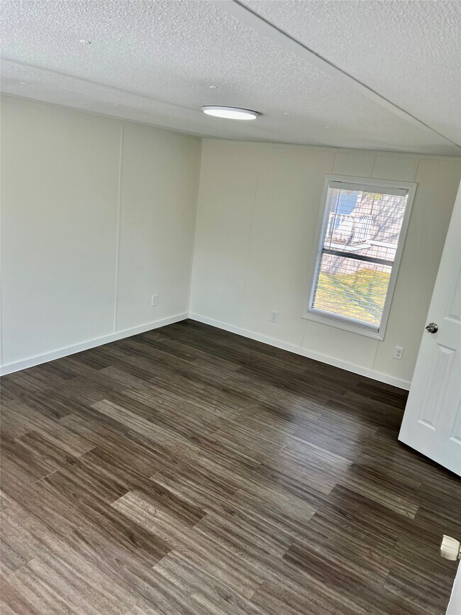 Building Photo - 20517 N Navasota St