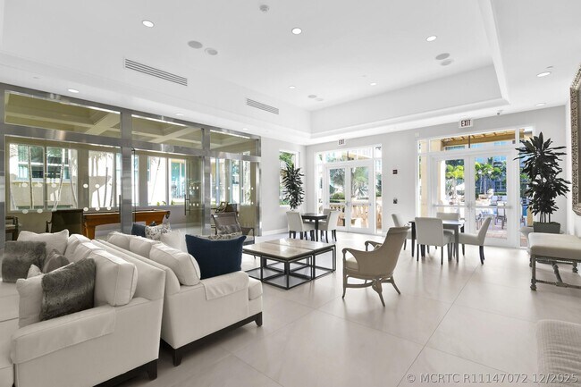 Building Photo - 99 SE Mizner Blvd