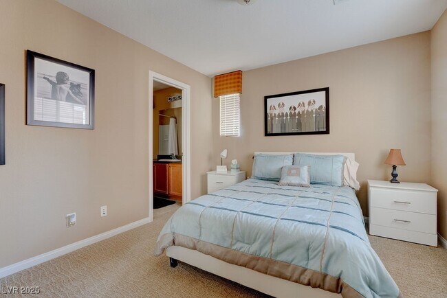 Building Photo - 7765 Floral Fabric Ct