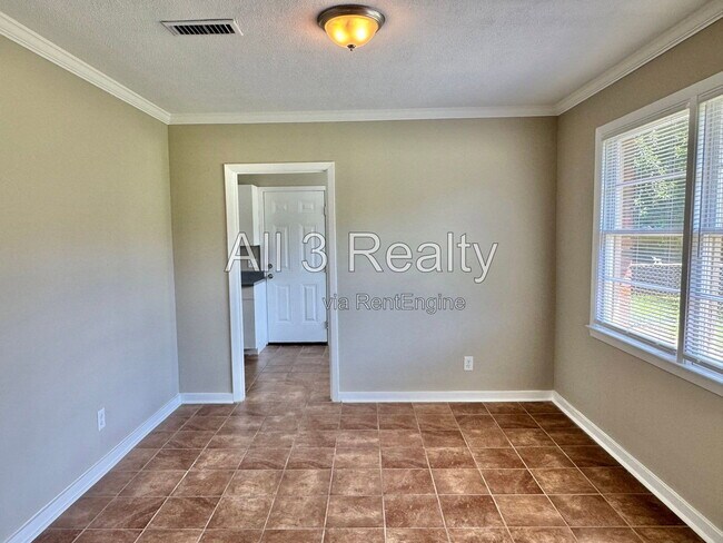 Building Photo - 3719 Bridlewood Dr