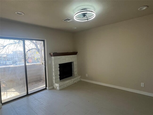 Building Photo - 14405 N Pennsylvania Ave