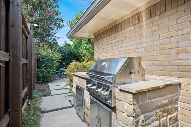 Building Photo - 5815 Orchid Ln