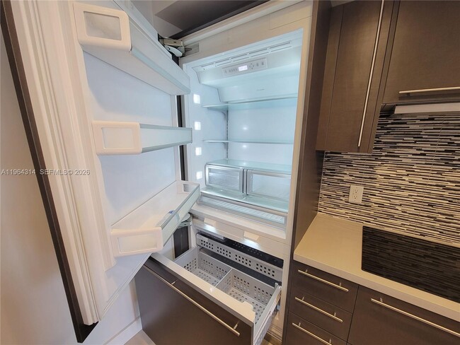 Building Photo - 7825 NW 107th Ave