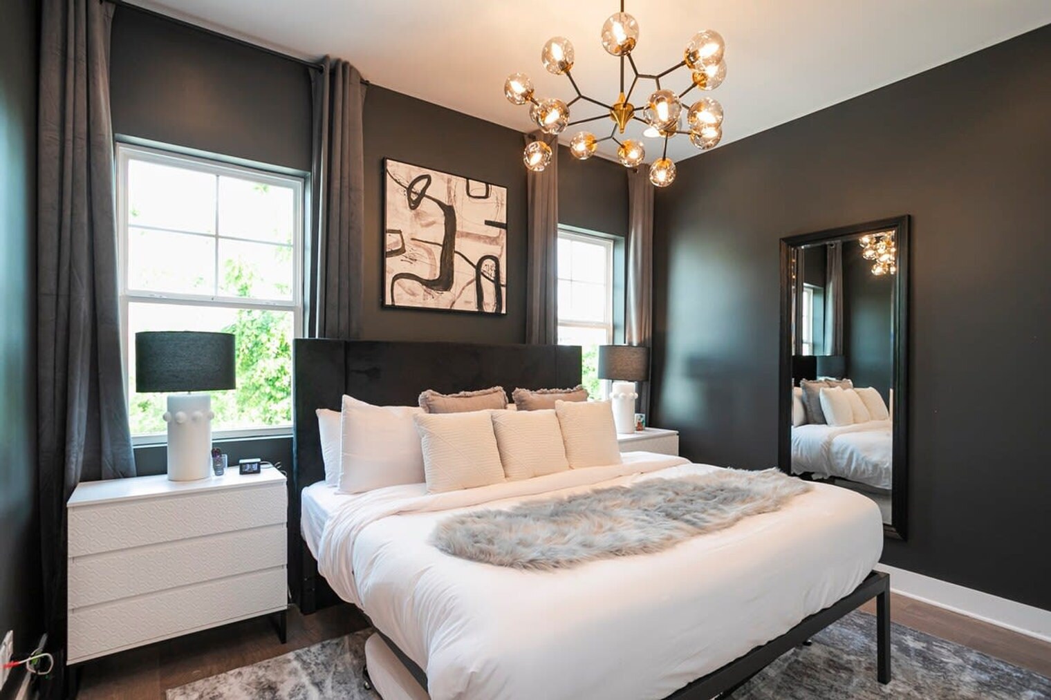 Building Photo - 1405 Napoleon St