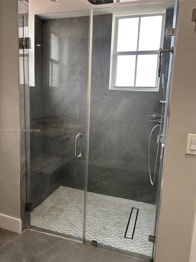 Building Photo - 15465 SW 36th Terrace