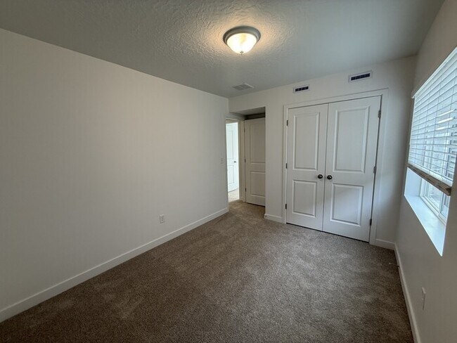 Building Photo - BRAND NEW Single Family Home