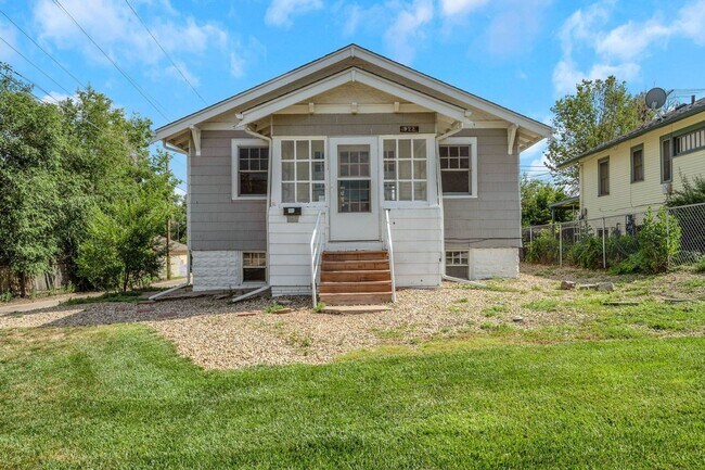 Building Photo - Spacious 4BR House in Greeley