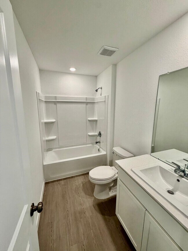 Building Photo - 28807 Golden Wheat Ct