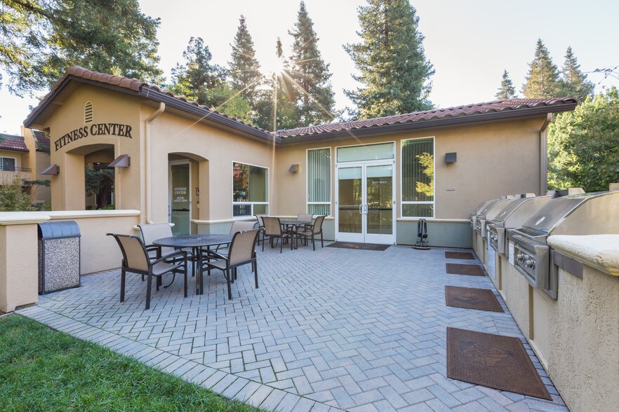 The Meadows Apartments 1000 Escalon Ave Sunnyvale CA 94085