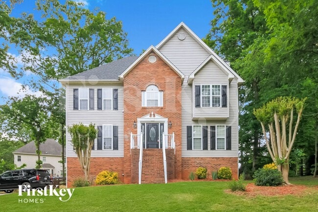 Building Photo - 110 Longbridge Dr