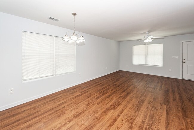 Building Photo - 2 Bedroom, 2 Bathroom Duplex - Moncks Corner