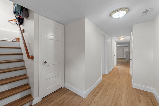 Building Photo - Gorgeous Wash Park Bungalow!