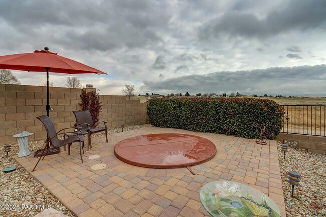 Building Photo - 5819 N Bronco Ln