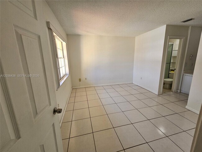 Building Photo - 15665 SW 74th Cir Dr