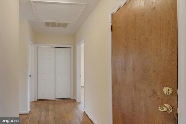 Building Photo - 4023 18th Rd N