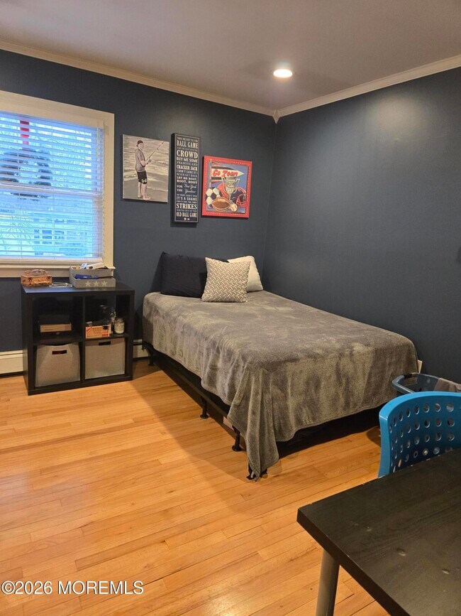 Building Photo - 903 Bloomfield Ave