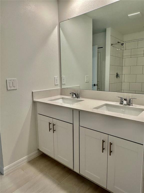 Building Photo - 17761 Pleasantview Blvd